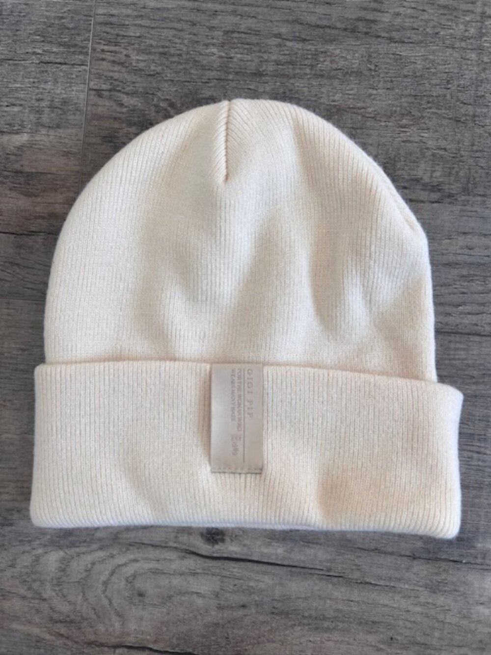 Gligi Pip Cream Knit Beanie – One Size